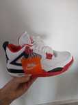Nike Jordan 4 Retro Fire red-black-tech Grey rozmiar 40