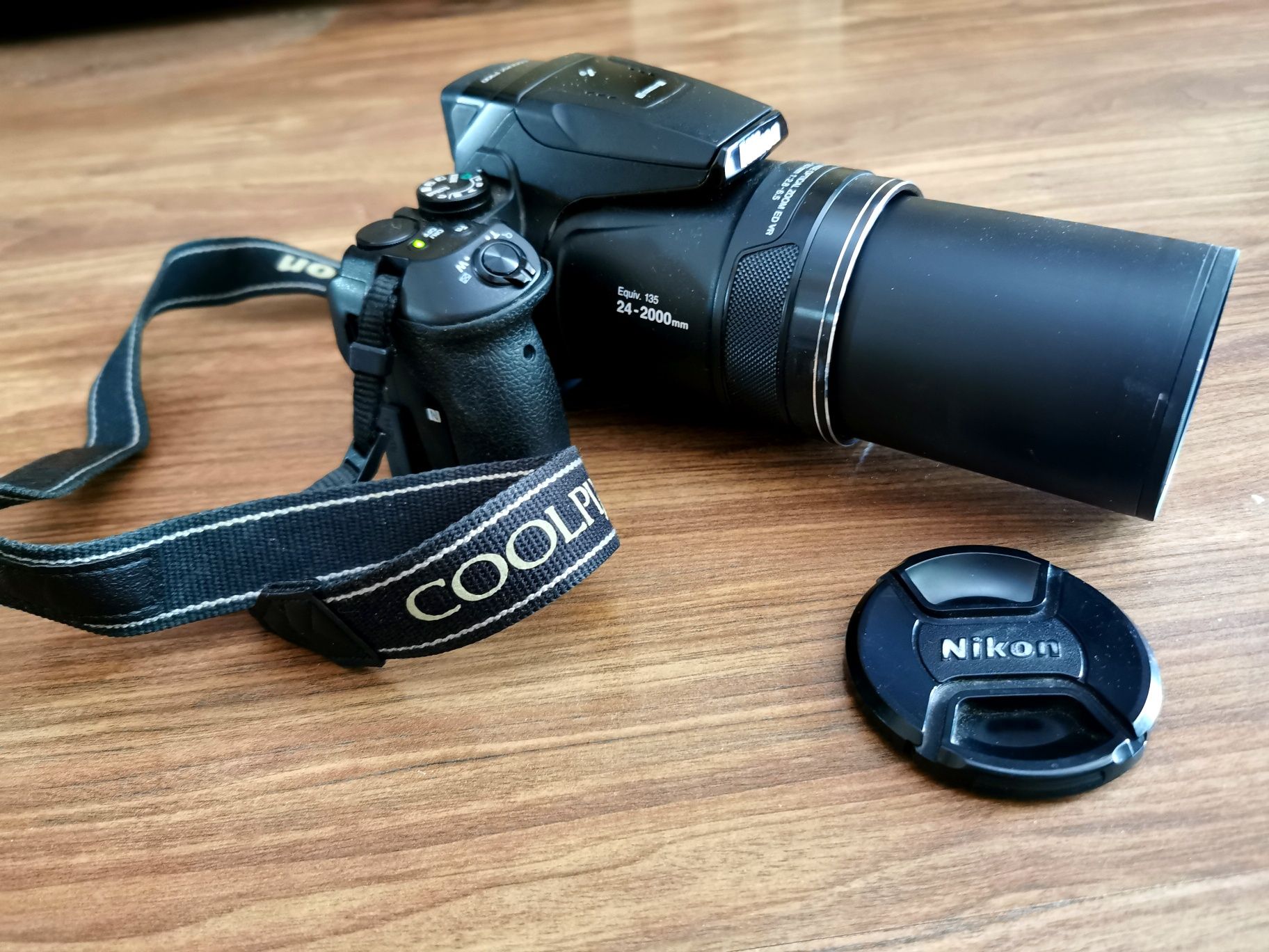 Nikon Coolpix P900 plus torba, ładowarka i 2 dodatkowe baterie