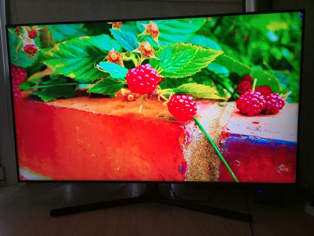 Телевизор SAMSUNG UE55TU8500U