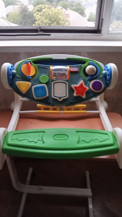 Игрушка столик музыкальный для детей 1-5 года