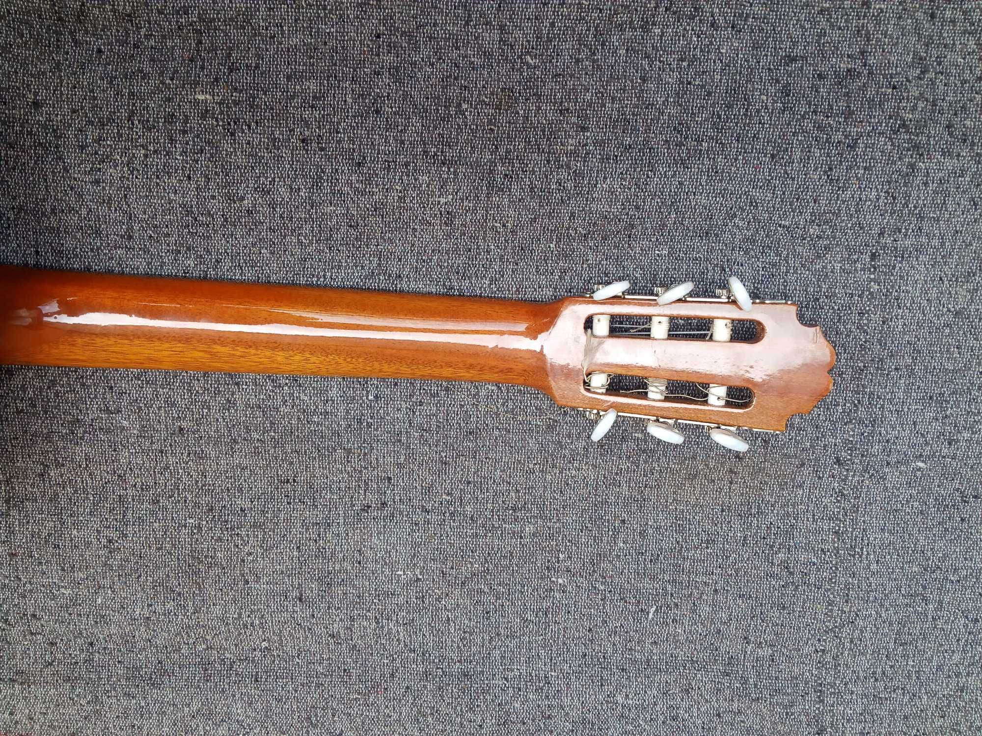 Rzemieślnicza gitara koncertowa Jose Mas y Mas