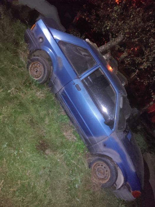 Продам авто у гарному стані,є лише пару моментів