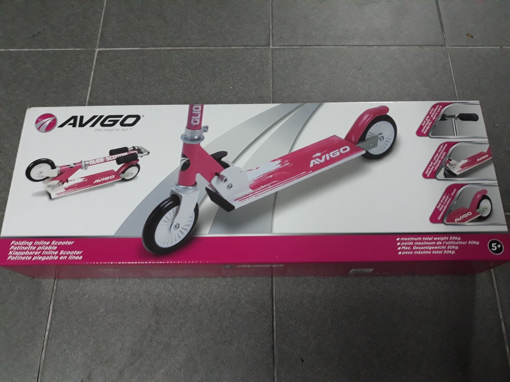 Trotrinete Avigo (toys r us) menina