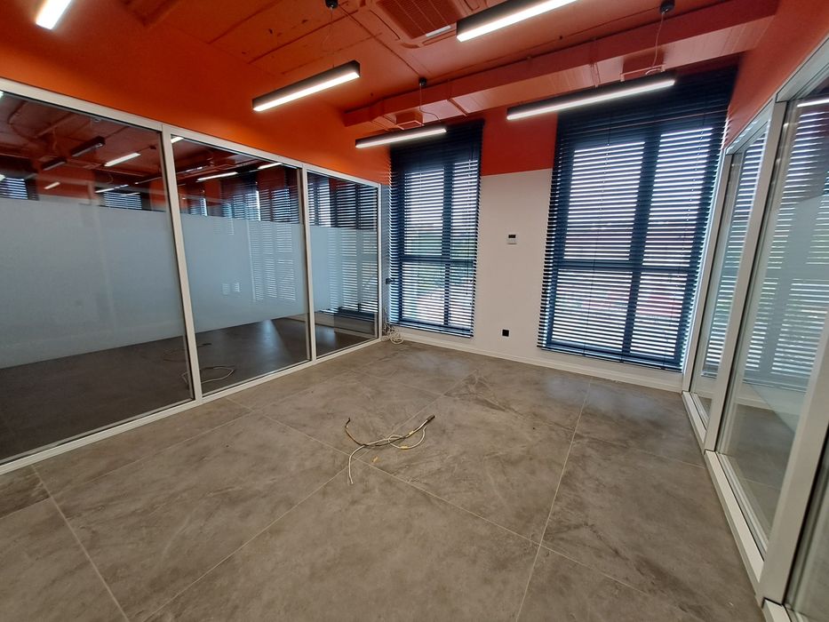 Продається шикарний офіс у центрі Тернополя — 596 м², вул. Доли