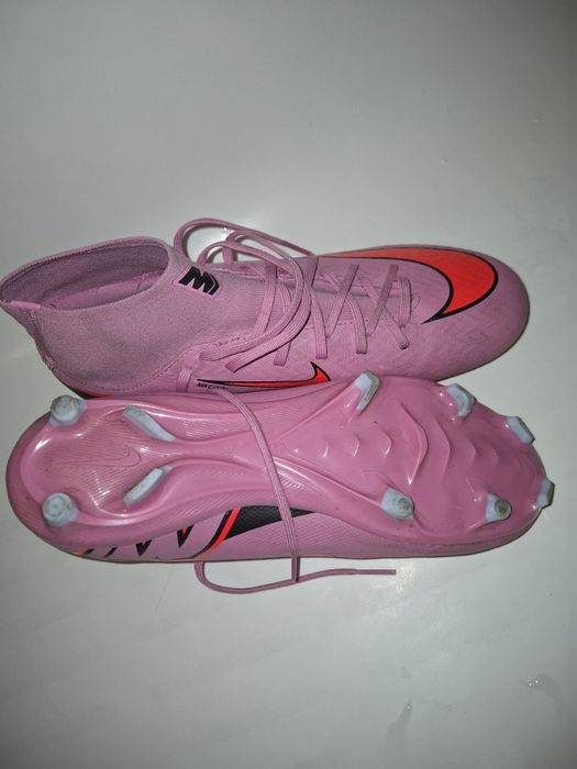 Бутси найк академістичні як нові