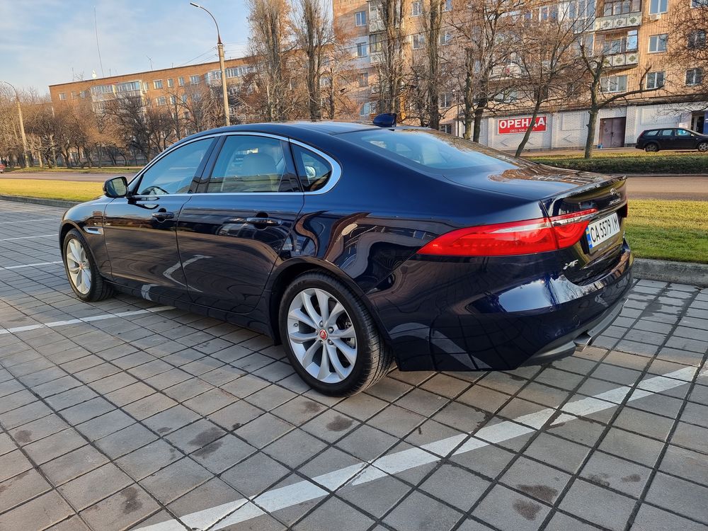 Jaguar XF Premium AWD 2019