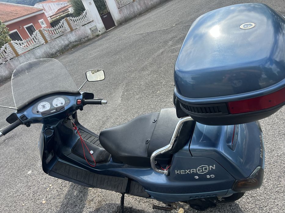 Piaggio Hexagon 250GT