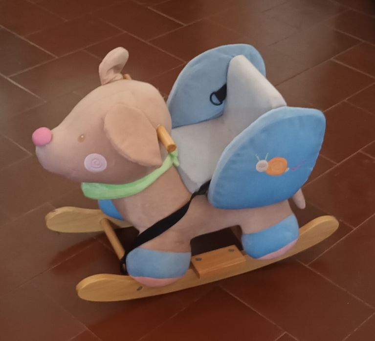Cão Baloiço para bebé