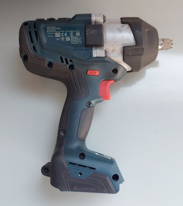 Klucz udarowy Bosch GDS 18V-1000 bez baterii