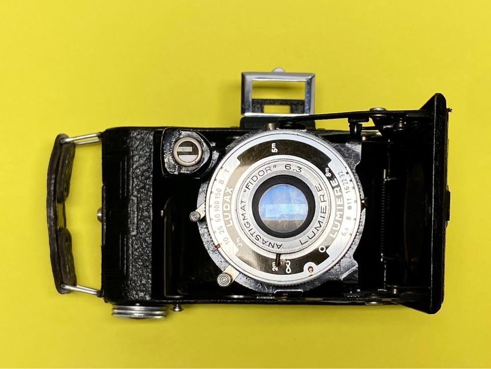 Camera fotográfica Lumiere Ludax