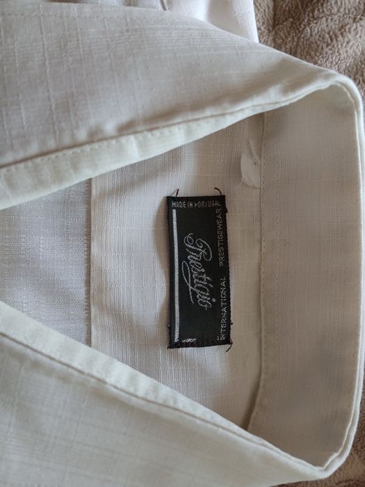 Vendo 2 Camisas Homem