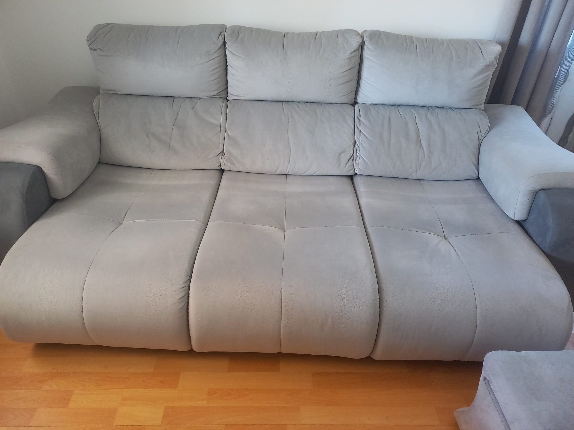 Sofá com Chaise Longue