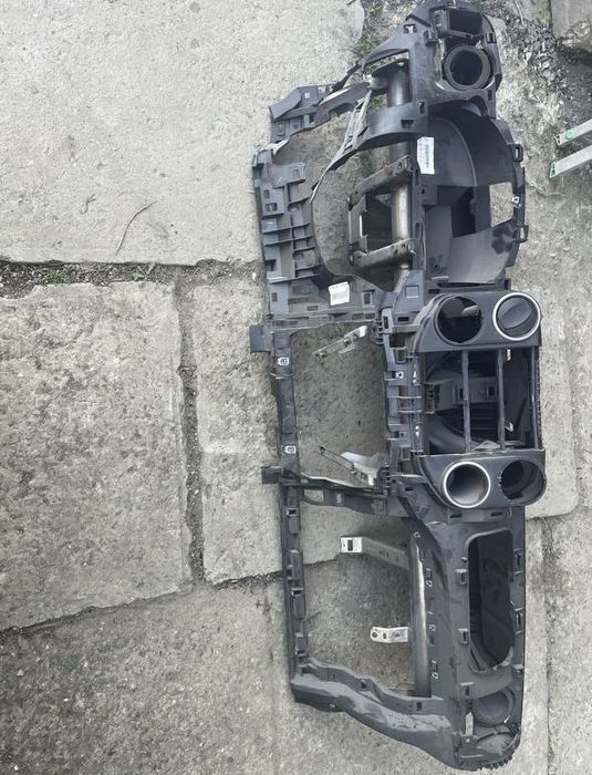 панель передня приборов Peugeot Partner Citroen Berlingo вантажівок