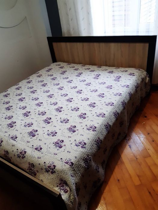 Продам ліжко 190*160 з матрацом