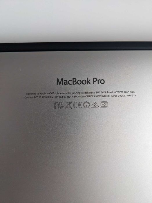 Apple MacBook Pro 2013 акум 100%