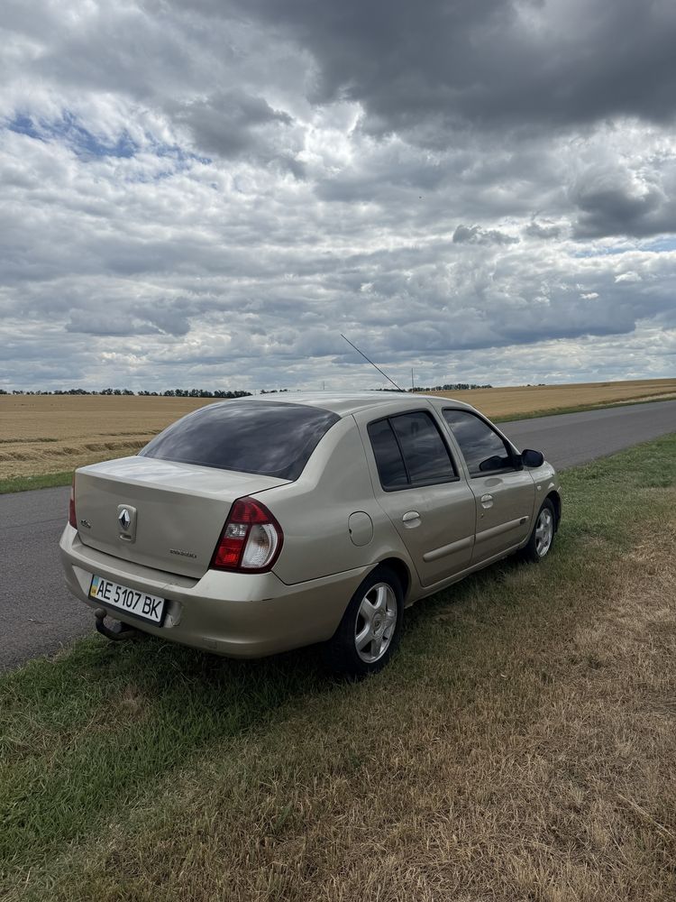 Renault Clio(Symbol) 1.4 газ/бенз автомат 2007
