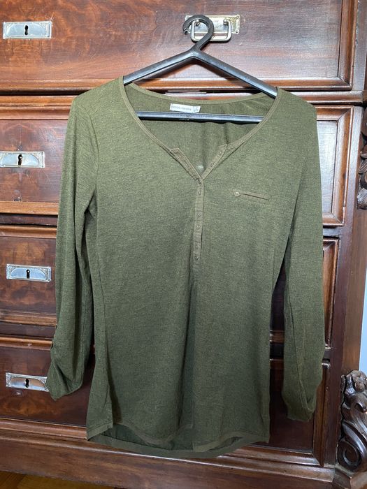camisola verde bershka