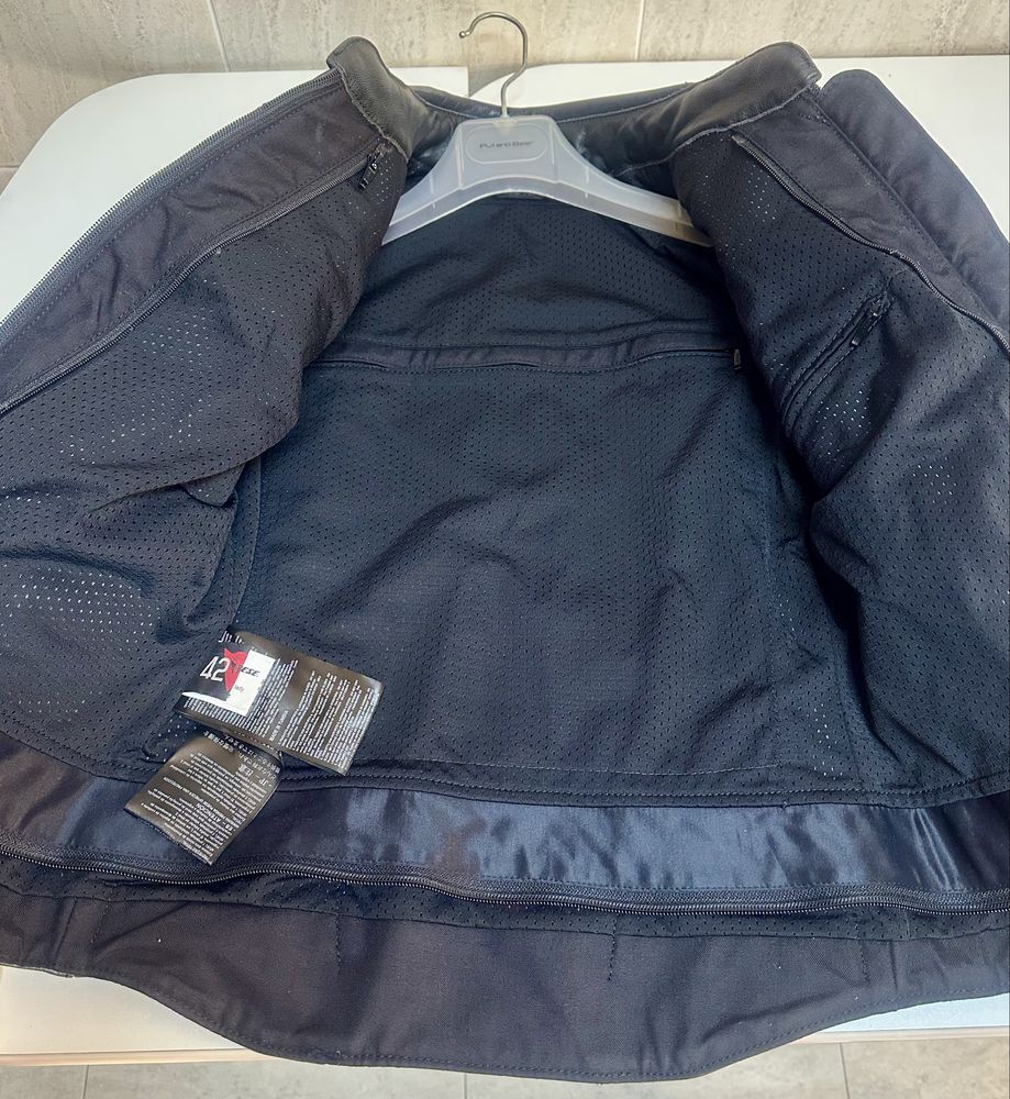 Blusao Dainese em Pele (Senhora)