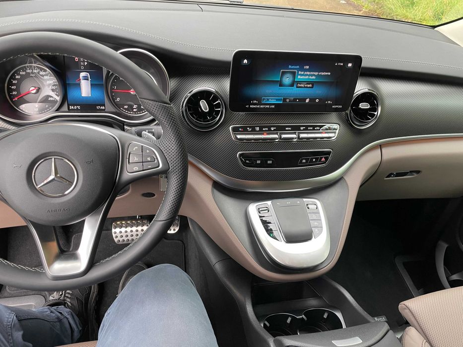 Wynajem Mercedes klasa V 4MATIC bus wynajem wakacje eventy PROMOCJA