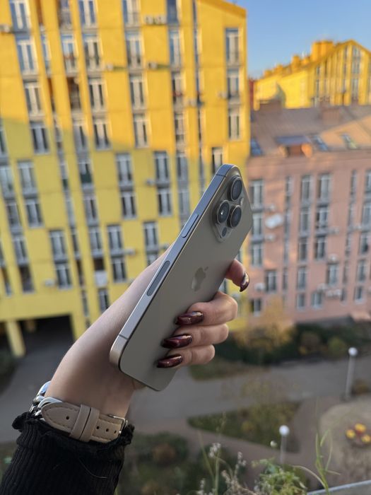 98% Аккум iPhone 15 Pro 256Gb Natural Titanium Neverlock айфон про