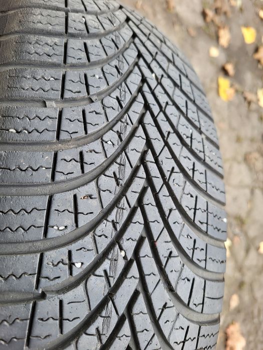 185/65R15 88H Dębica Navigator 3,całoroczne 2szt