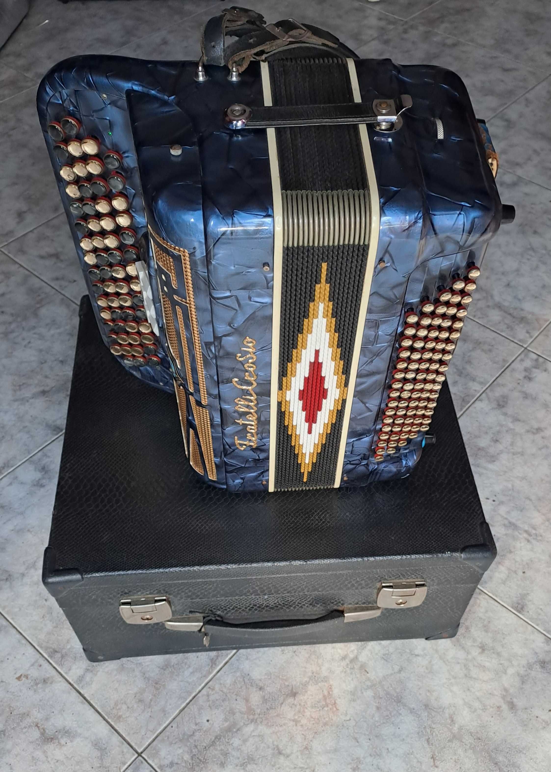Acordeon Fratelli Crosio de botões azul