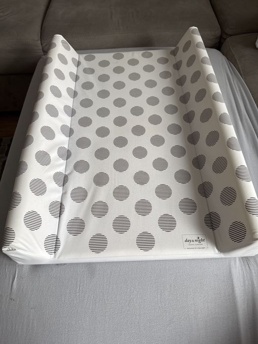 Przewijak na łóżeczko jak nowy 70 cm