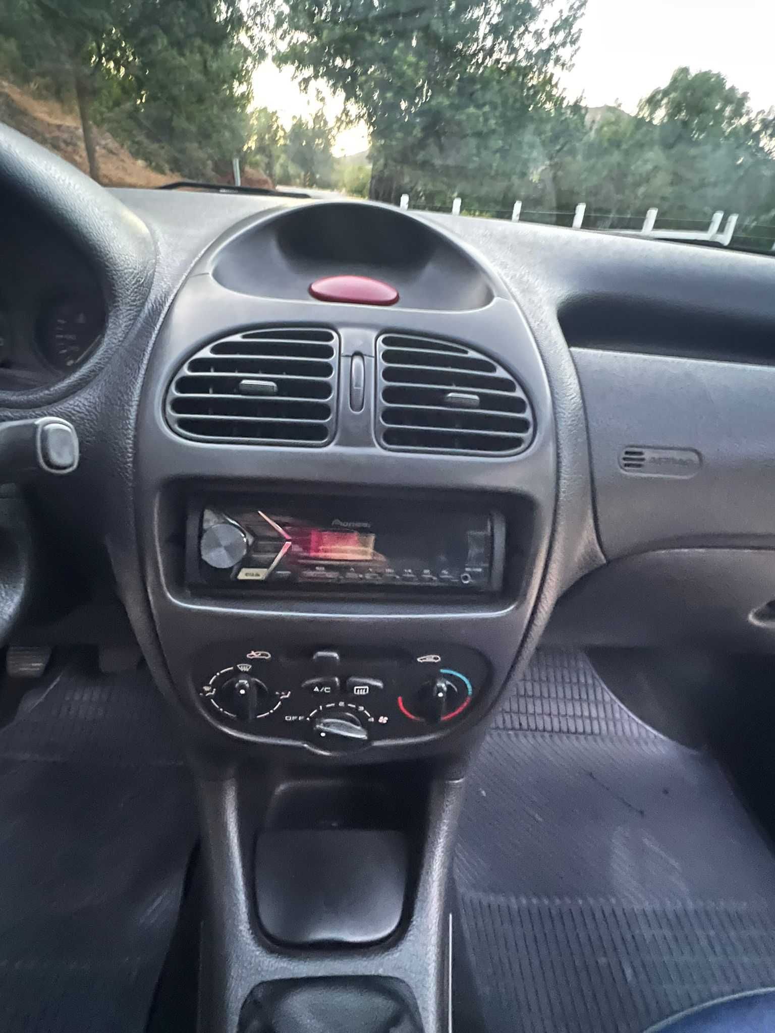 Peugeot 206 1.9D