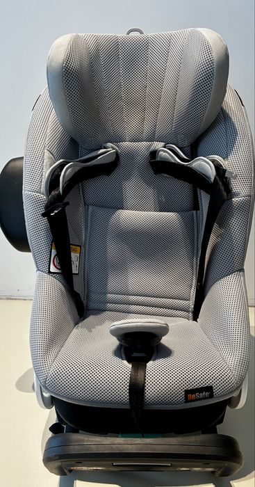 Fotelik samochodowy BeSafe Stretch – stan bardzo dobry