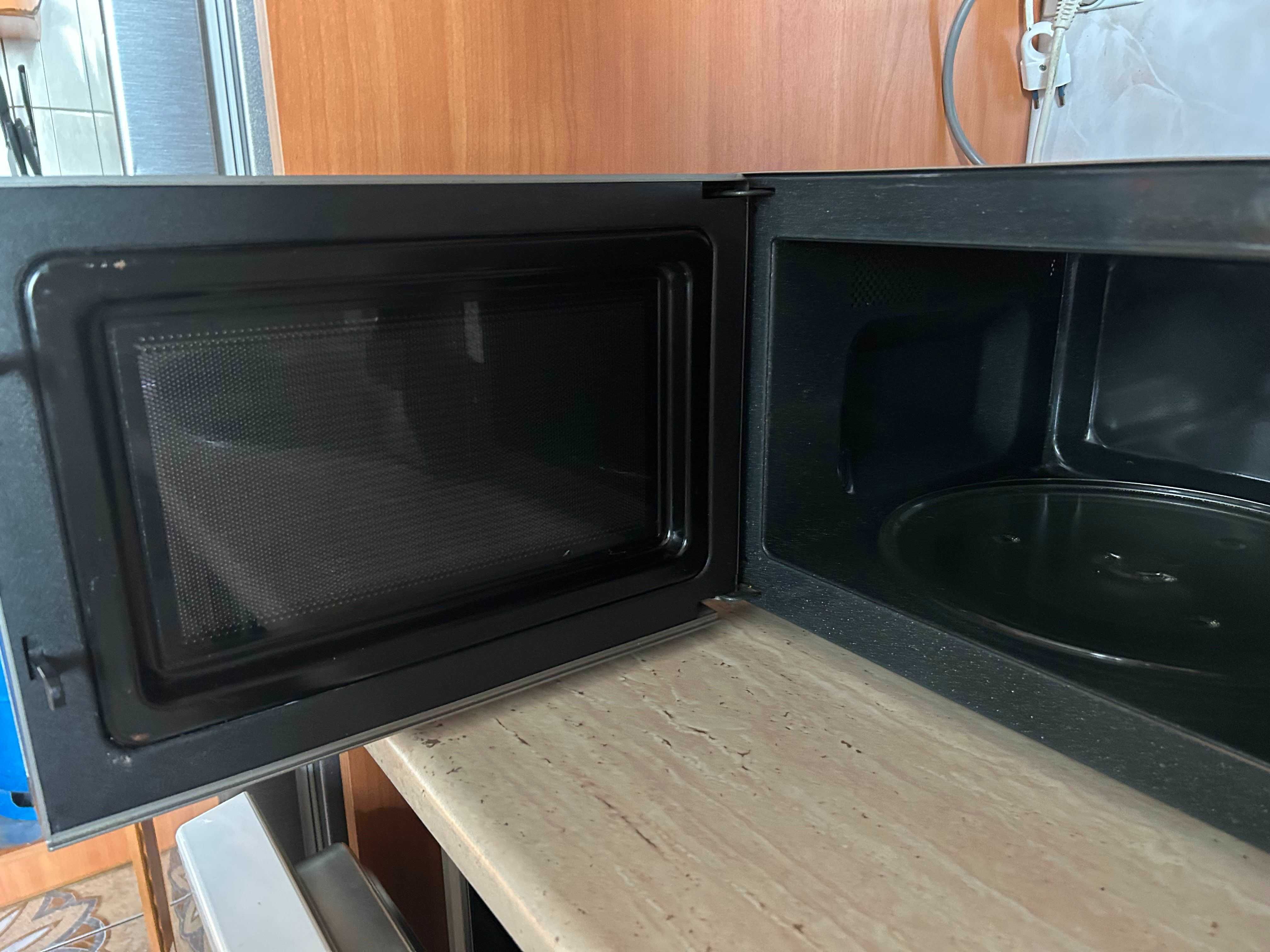 Kuchenka mikrofalowa mikrofala mikrofalówka Samsung GE89AST