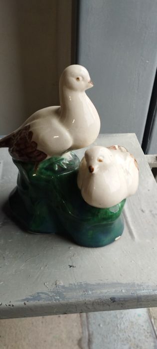 Статуэтка Голуби, керамика, майолика.