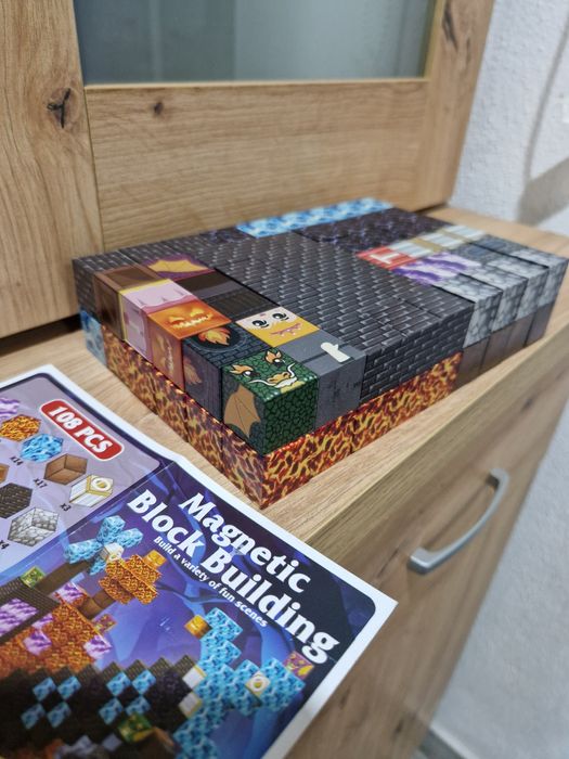 Peças de construção de Roblox com 108 Peças.  Novas