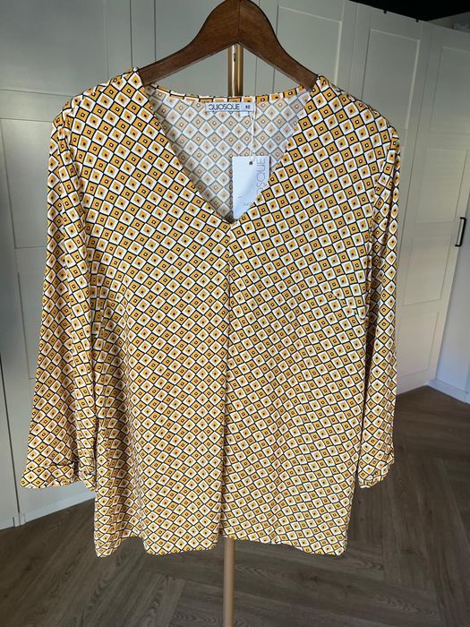 Nowa z metkami kolorowa bluzka z wiskozy rozmiar 40 L marki Quiosque