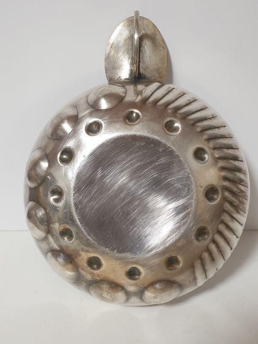 Rara, enorme 20 cm, antiga taça tastvin WMF em casquinha