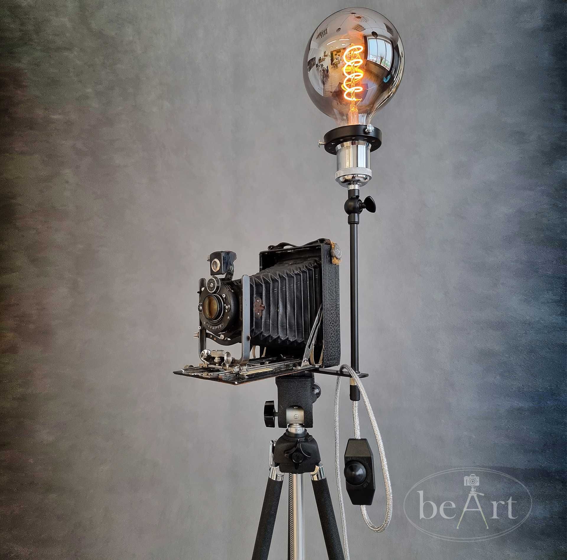 Lampa stojąca retro z aparatu z 1912r. vintage