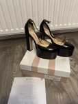 Buty na obcasie Carinii rozmiar 40