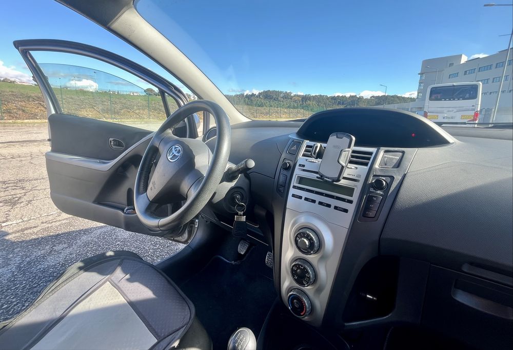 Toyota Yaris, D4D, 90cavalos, comercial, 3 portas