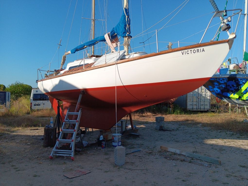 Veleiro Van de Stadt Invicta 26'