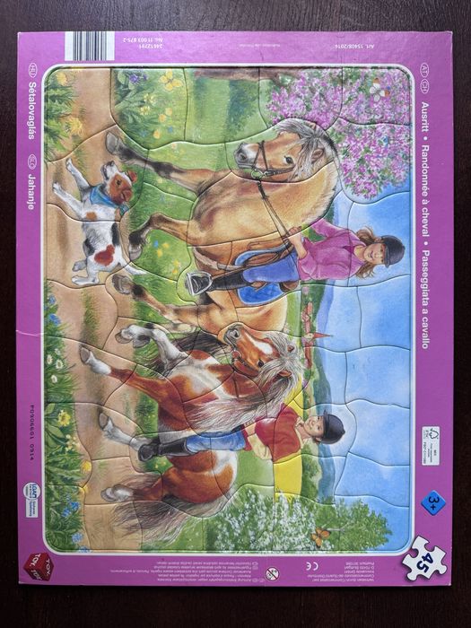 Puzzle dla dzieci na podkładce