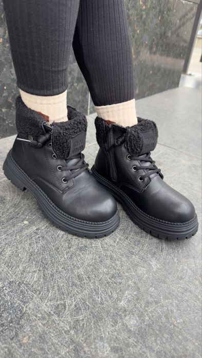 Зимові ботінки для дівчат