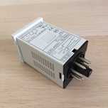 Relé temporizador eletrónico CDC TN 80 de 8 pinos 230 - 400V