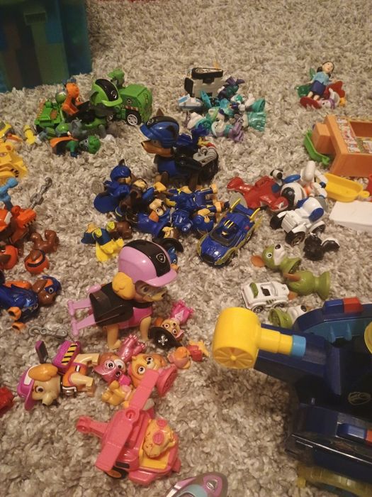 Zabawki ,figurki Psi Patrol
