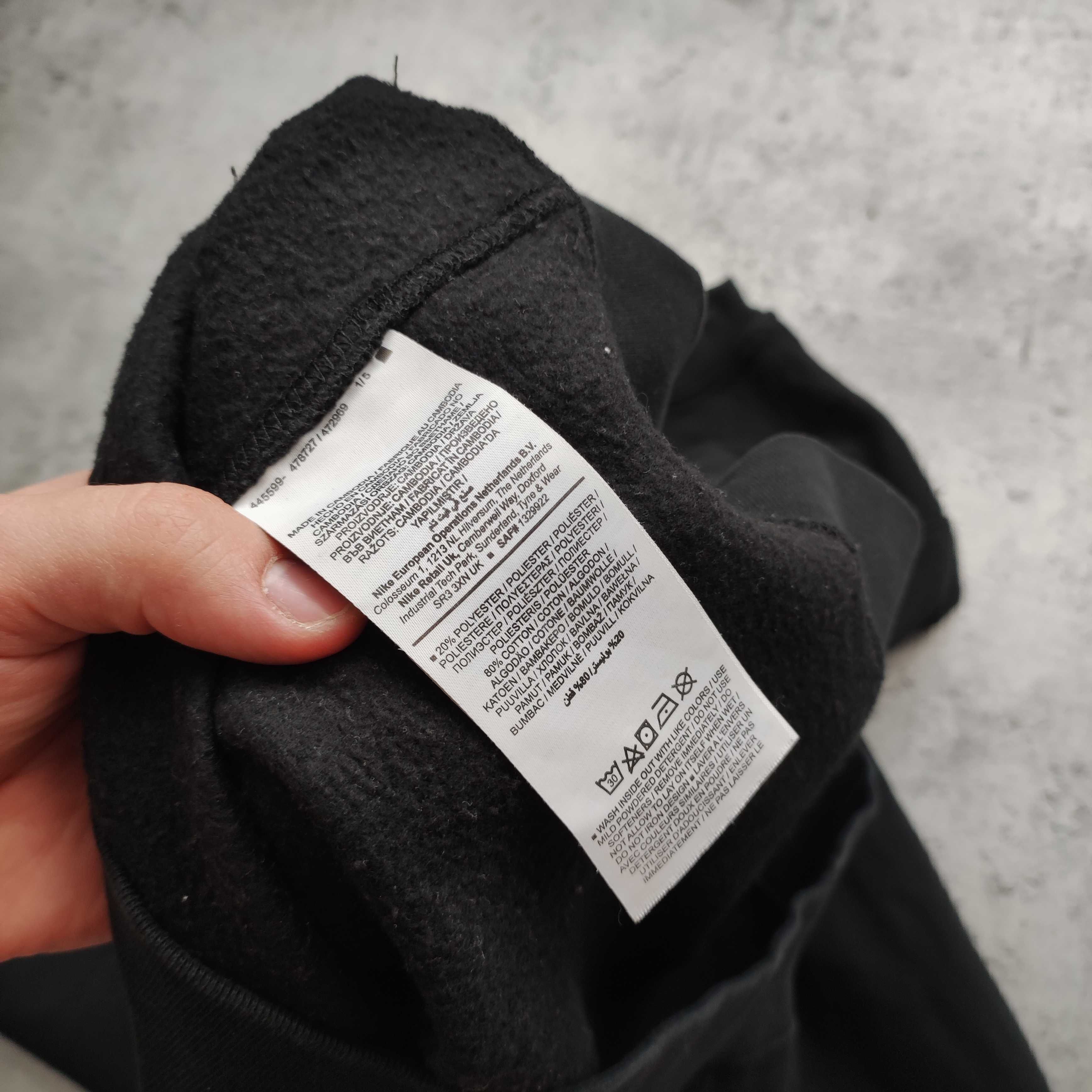 MĘSKA Bluza bez Kaptura Czarna Multi Logo Nadruk Nike Sportswear