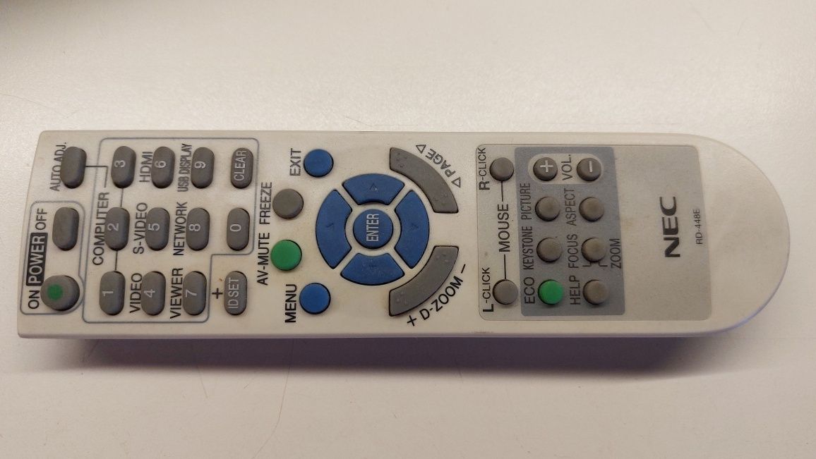 Projektor NEC 311 XG