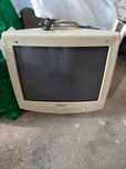 Monitor Philips 107S a funcionar