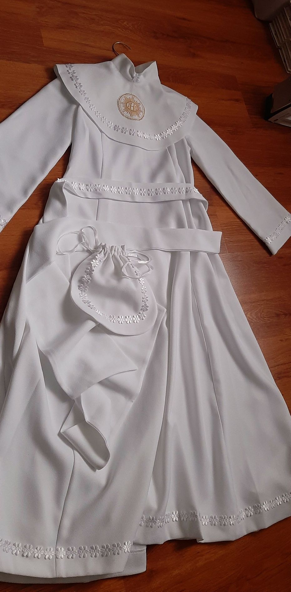 Alba komunijna dziewczęca sukienka biała jak nowa
