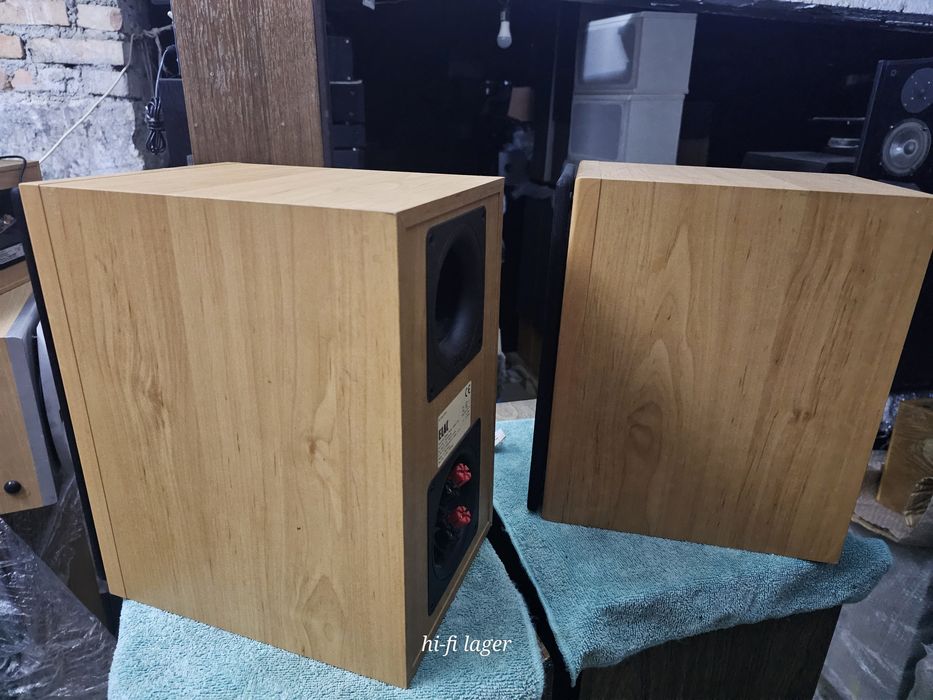 Elac cl 82 I немецкая акустика Шикарный чистый звук НЧ алюминий 20 см