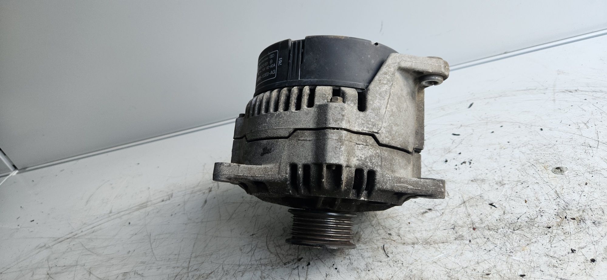 Ford Mondeo Escort Fiesta 1.8 2.0 Benzyna Alternator  90A