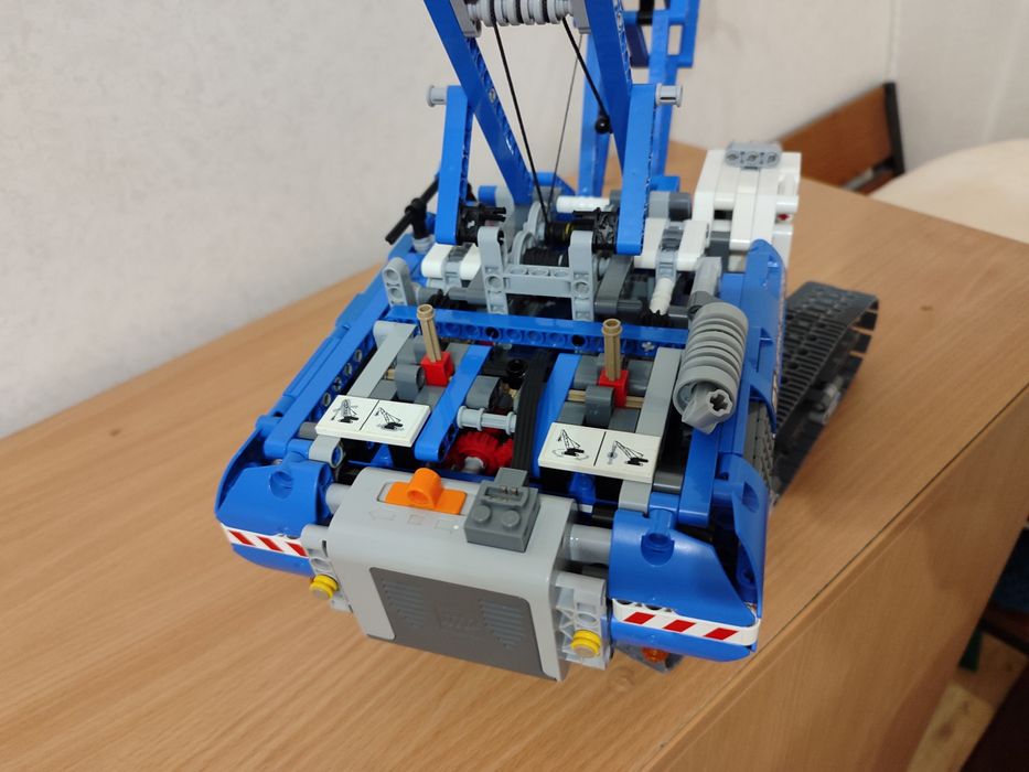 Lego Technic 42042 Crawler Crane Лего Техник