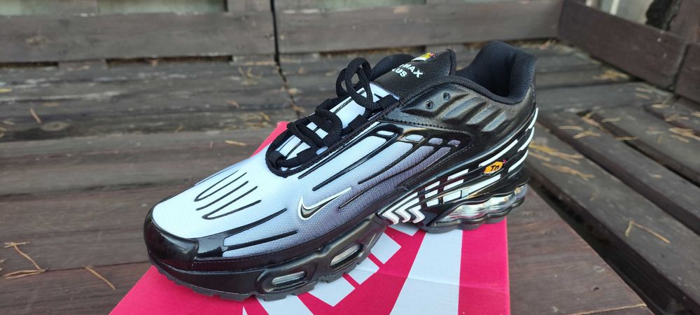 Buty nike tn tuned plus nowe r 42